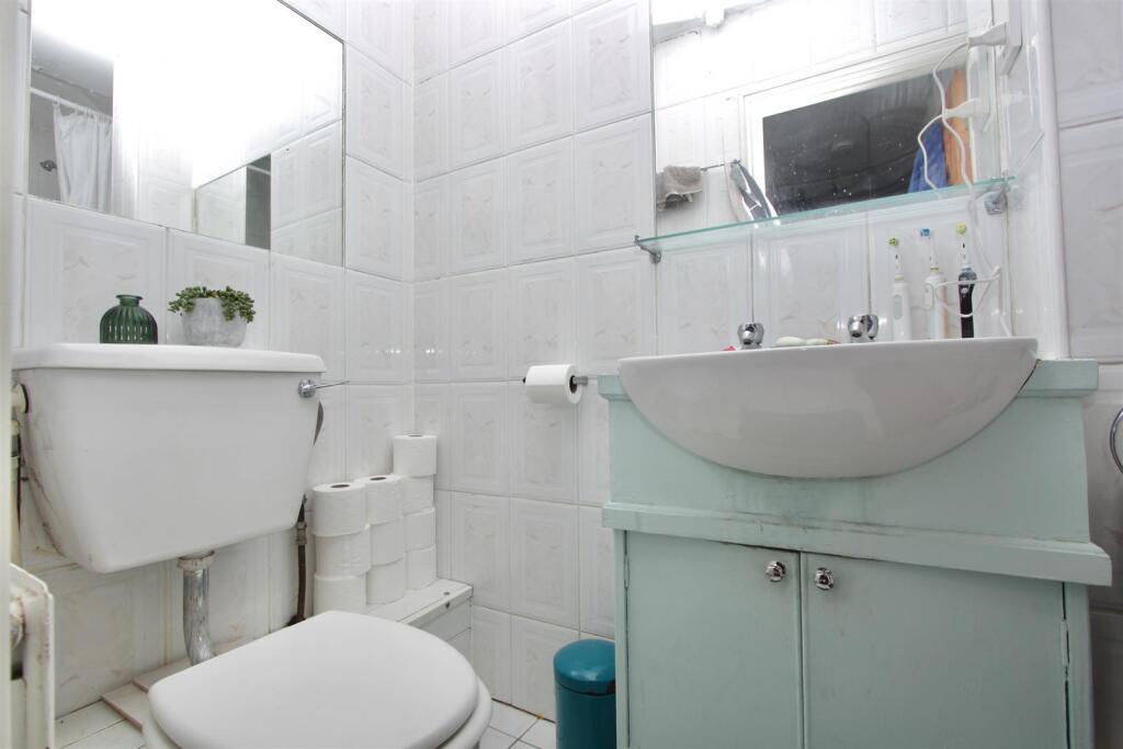 Stoke Newington Church Street, N16