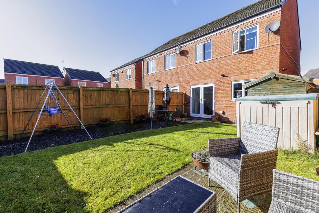 83 Garston cresent-37