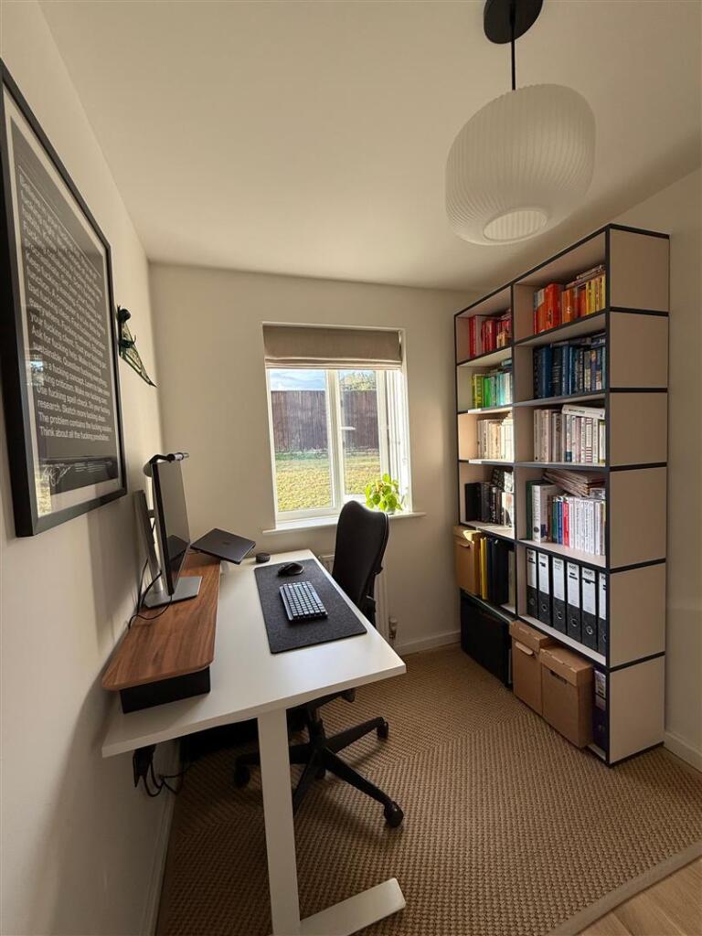 Winchester Court, E17