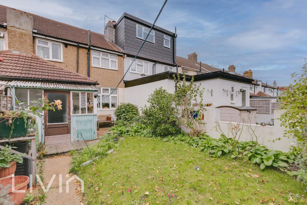 121 Kynaston Avenue, CR7 - 10