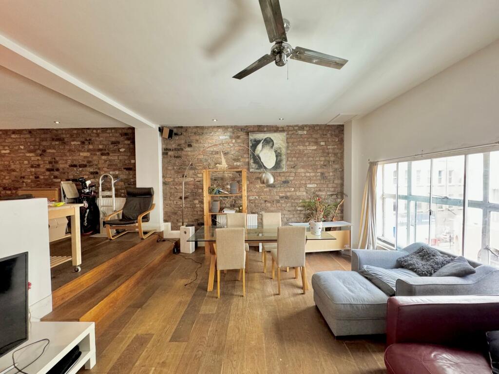 Living Room &amp; Kitchen