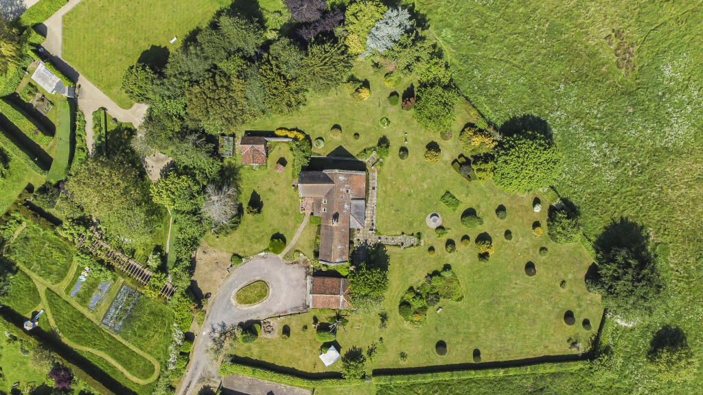 Barn Court, Toot Baldon, Oxford, Oxfordshire, OX44 9NG