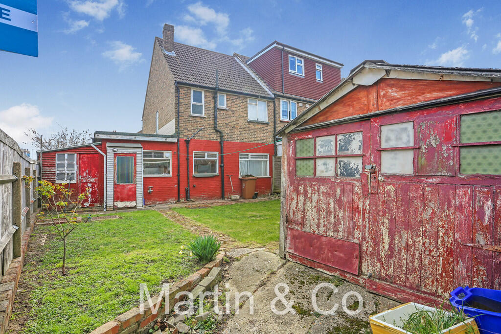 1438634113 - 2 Li...