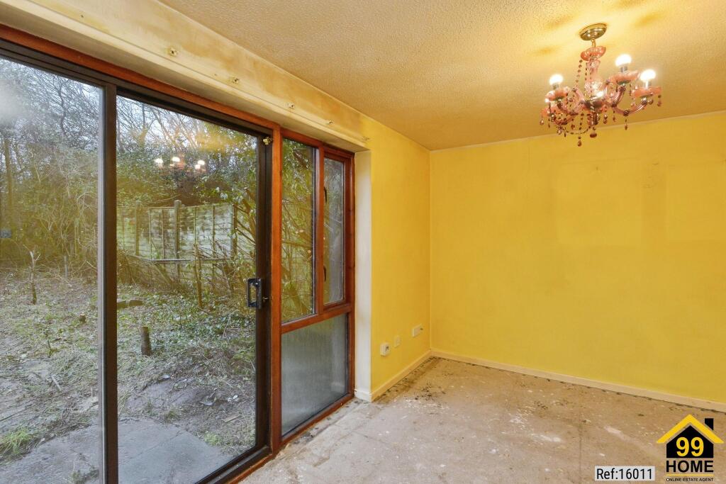 Buzzacott Lane, Milton Keynes, MK4