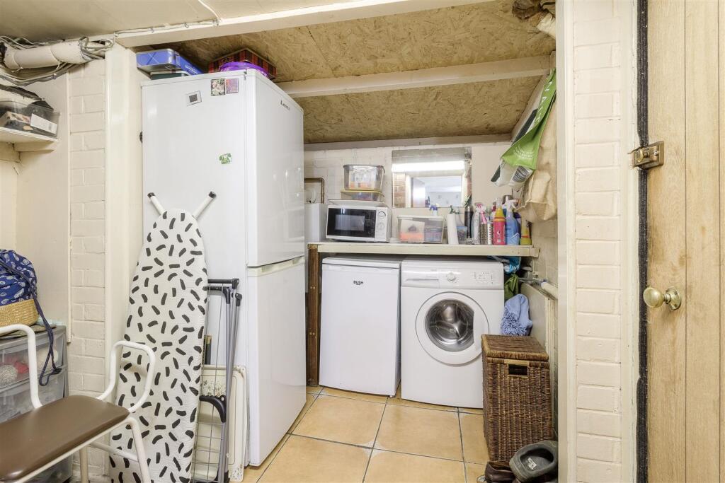 Utility/Rear Porch