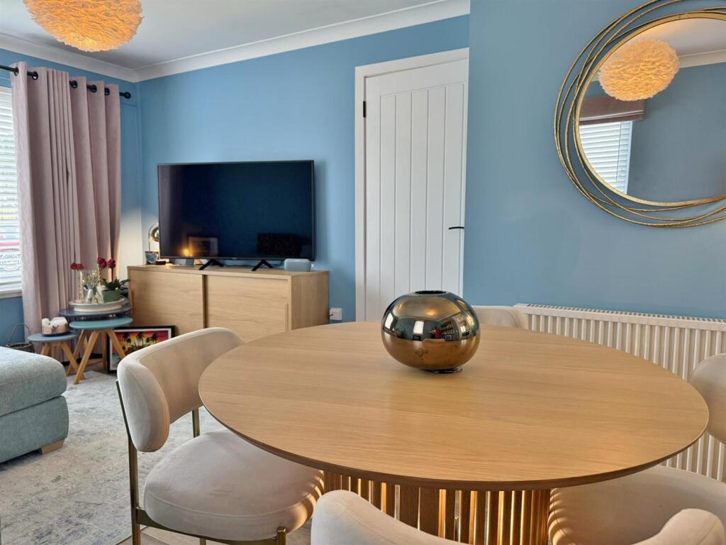 Loung dining room