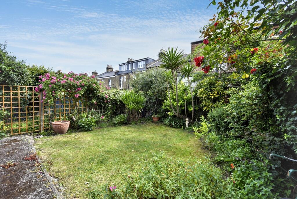 Flat 2, Lazlo House, 55 Shenley Road, Camberwell, London SE5 8LX