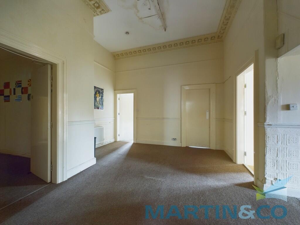 CAM01870G0-PR0155...