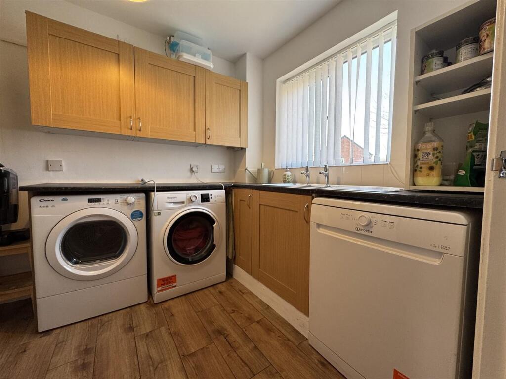 IMG_9938 (Large).JPG