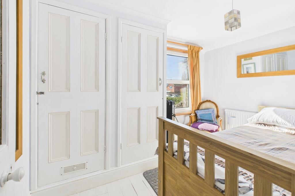 CAM02545G0-PR0343-STILL015