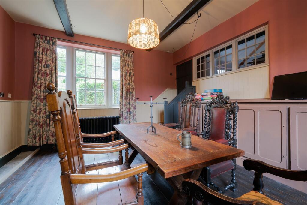 Dining Room-3.jpg