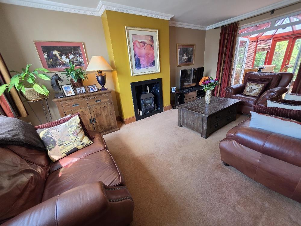 Living Room to Conservatory