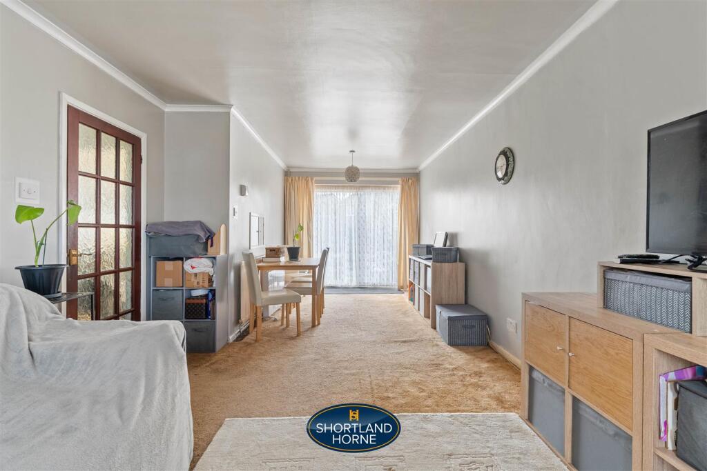 Lounge / Dining Room