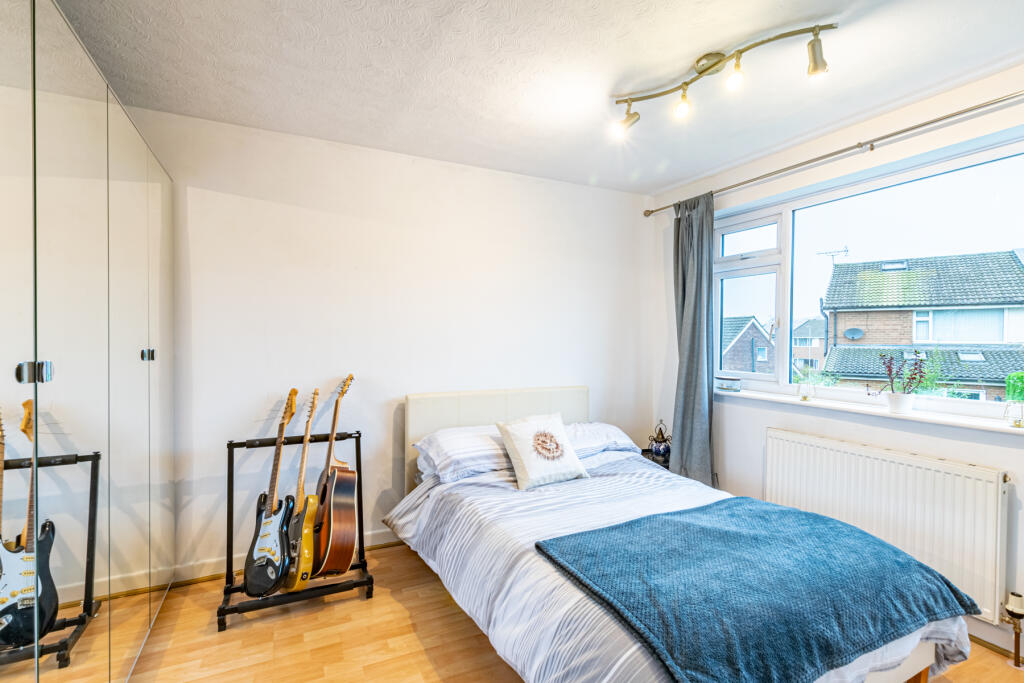 bedroom2a