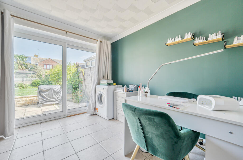 13330471168934e371e6bf