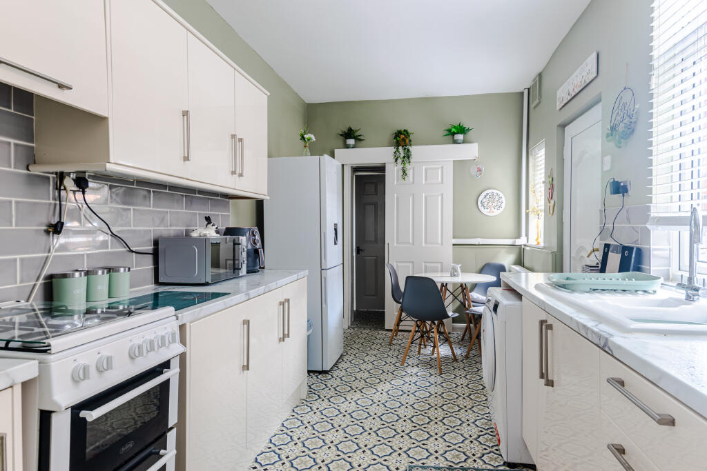 kitchen1