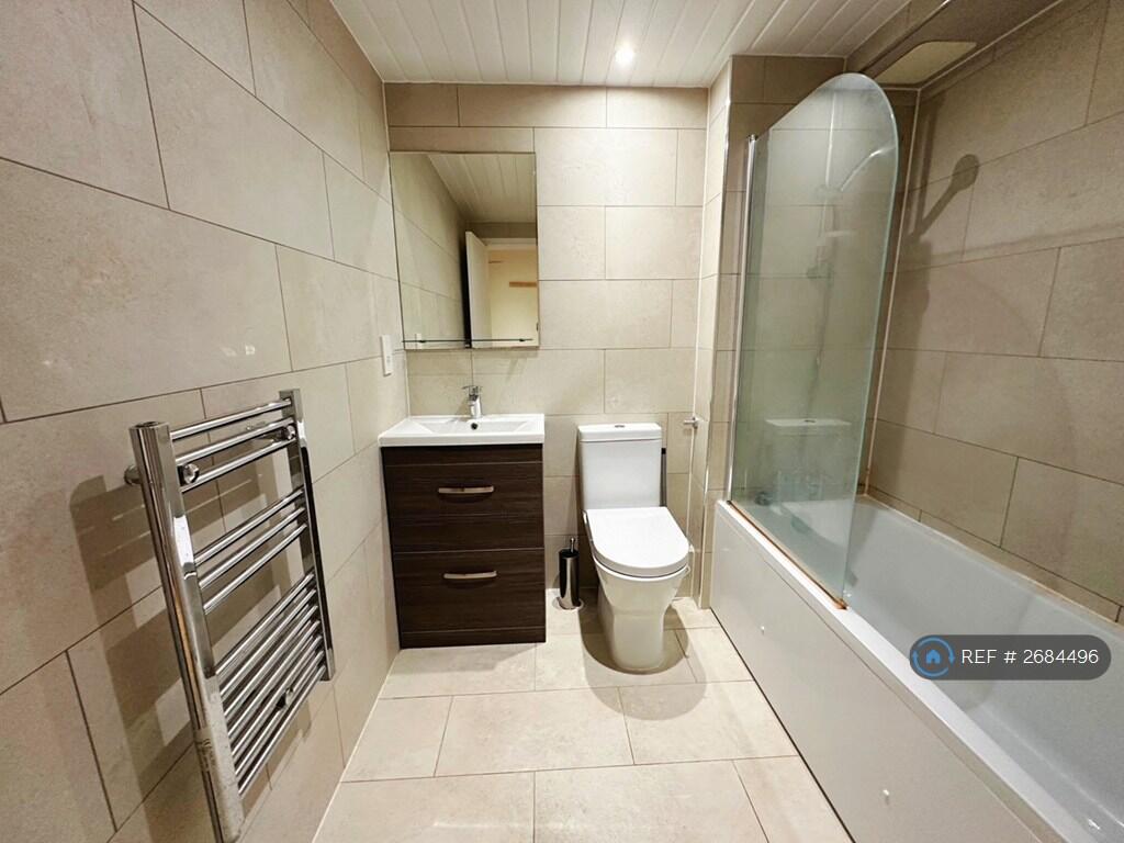 Large Bathroom