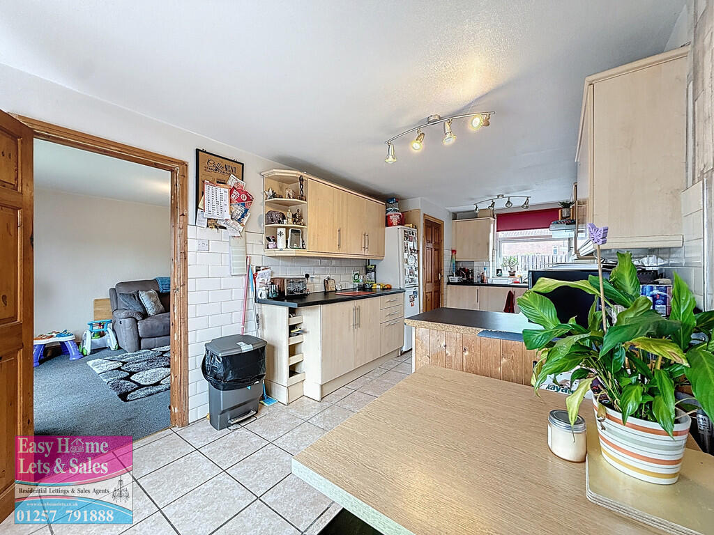 Kitchen/Living