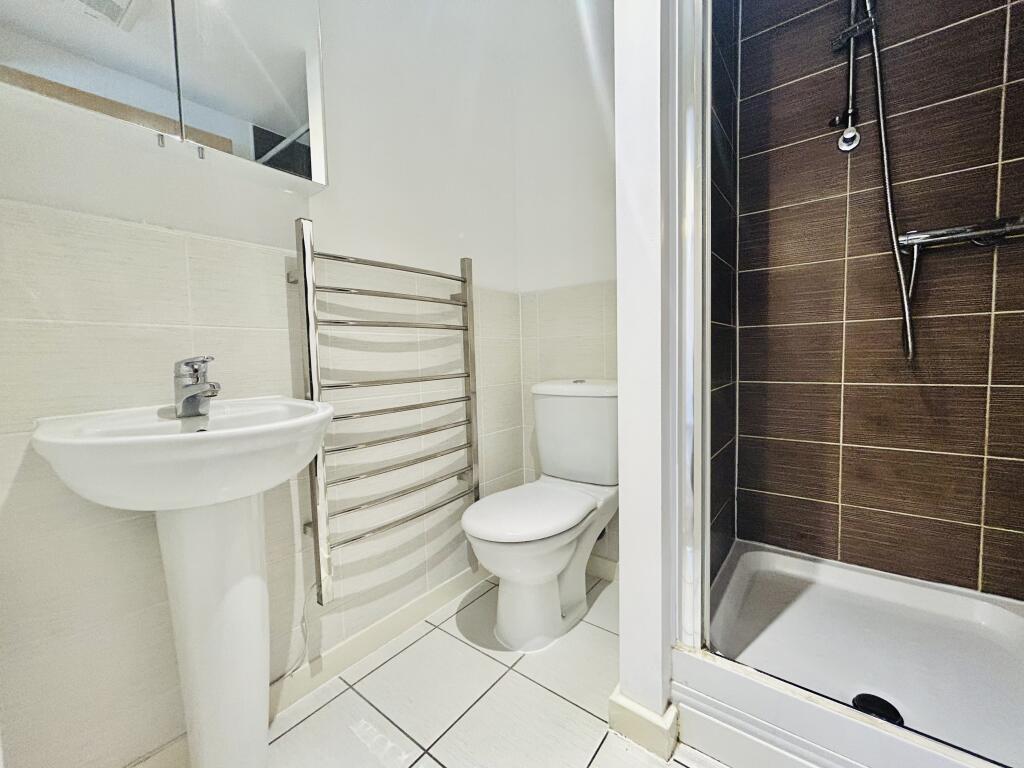 En-suite Bathroom