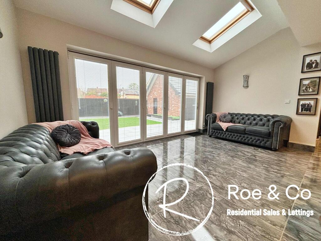 Kitchen/Diner/Family room