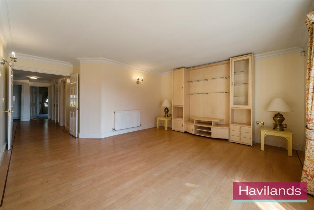 Oakington Court-4.jpg