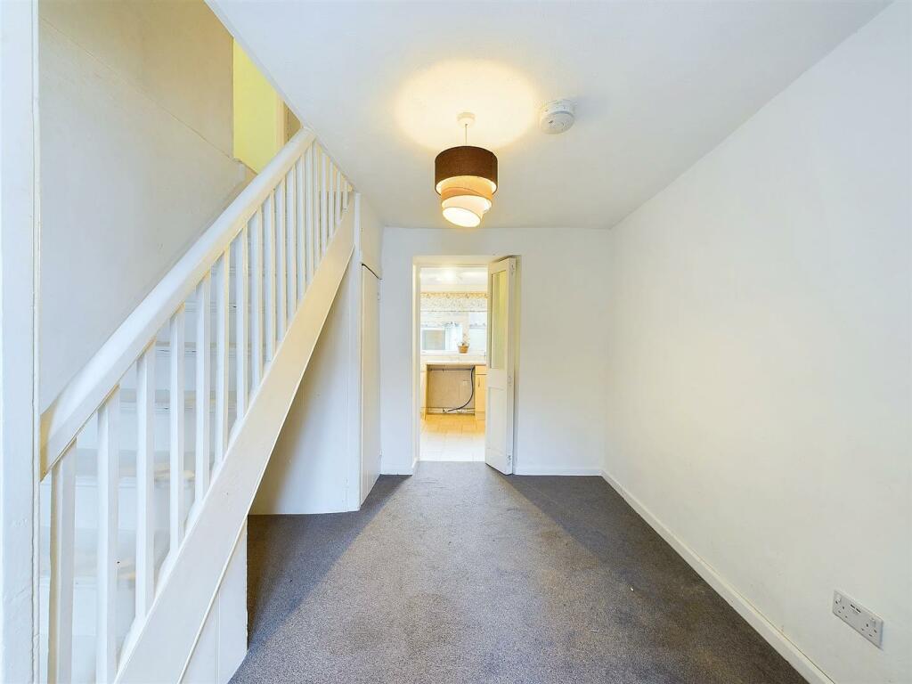 13 - Cottage for Auction, Clapton-in-Gordano.jpg