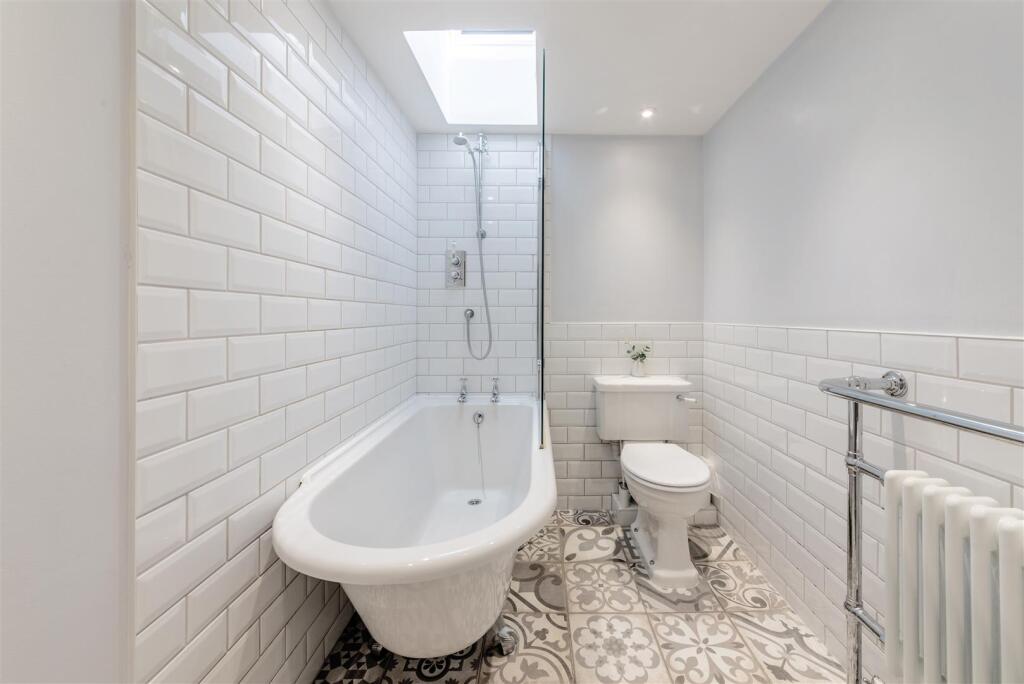 Bumblebee Cottage-9.jpg