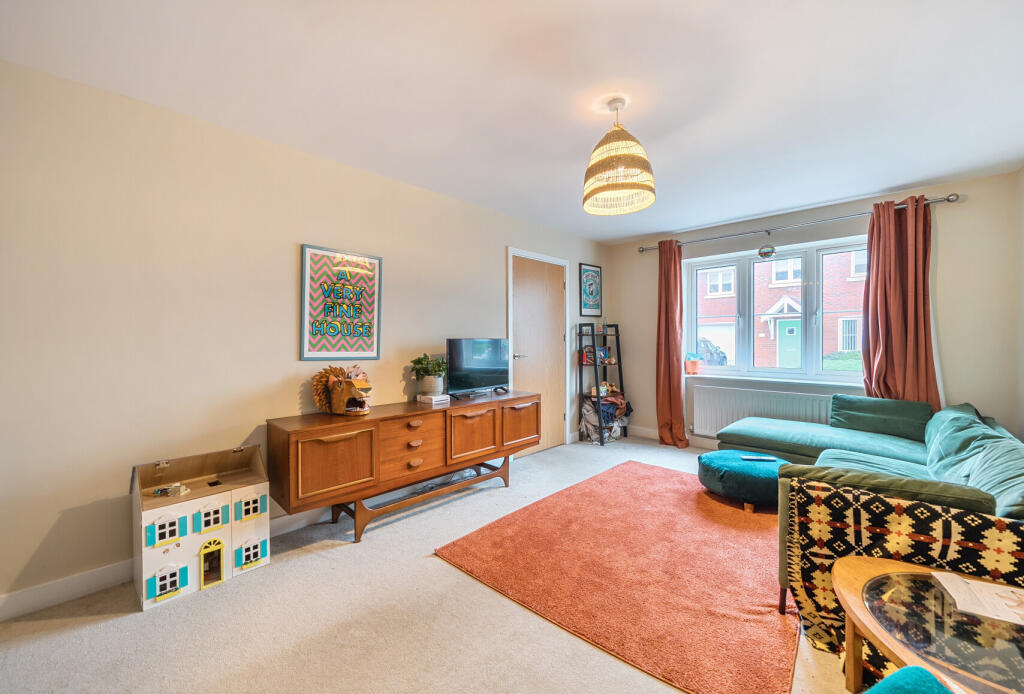 1364423-4-68ef810...