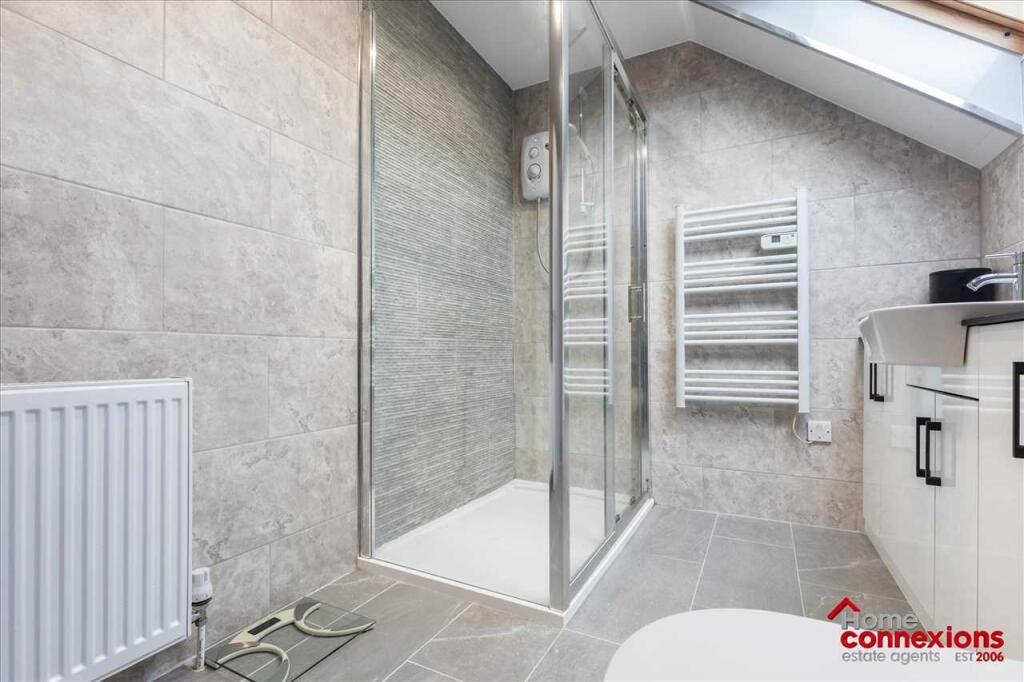 Shower Room (3)