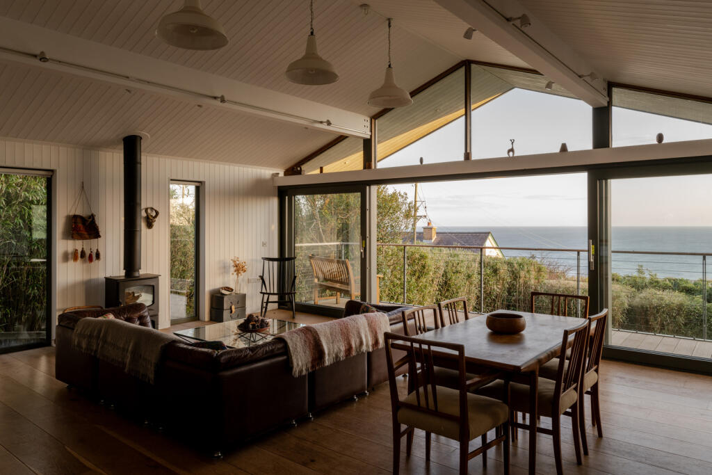 268988 - 20250311-GREENSHUTTERS-5_HI_RES.JPG