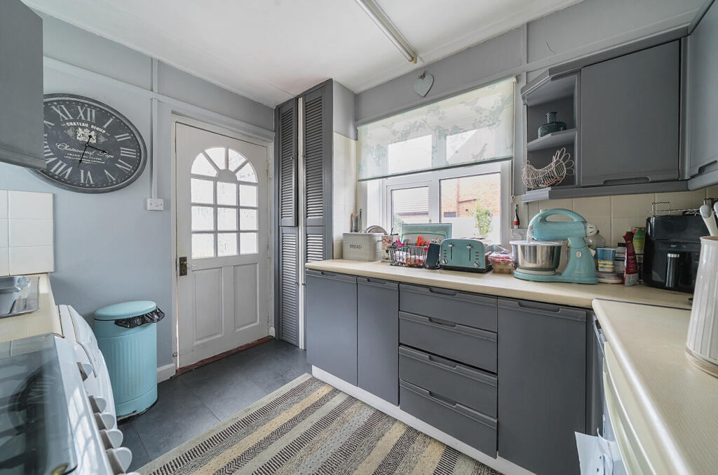 1344022-20-68a5fa...