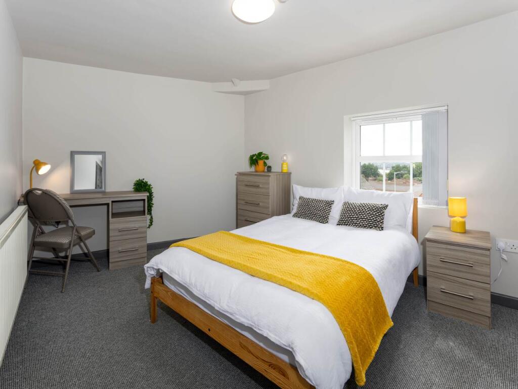 bedrooms (2)