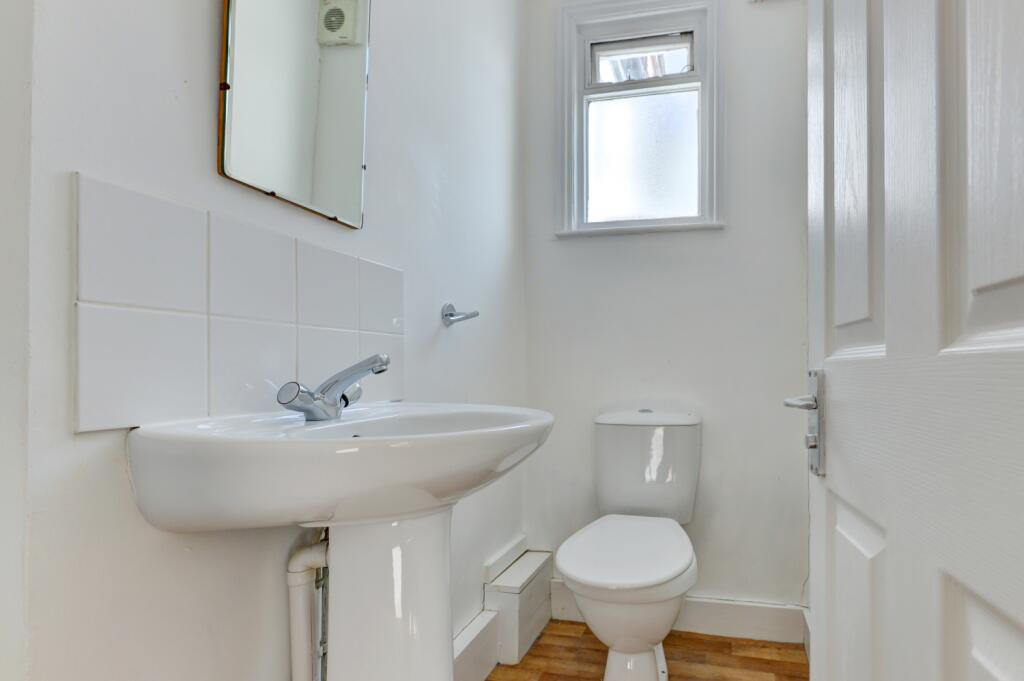 103 Whippingham Road WC