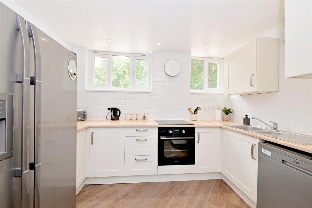 Boathouse Internal (10).jpg