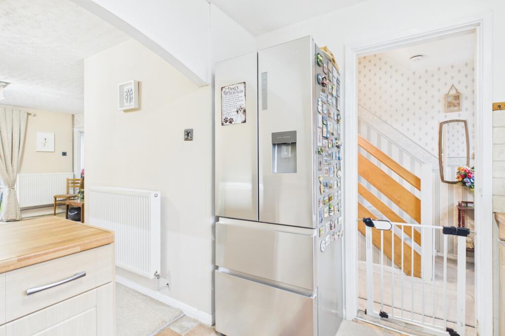 CAM03162G0-PR0318-STILL016