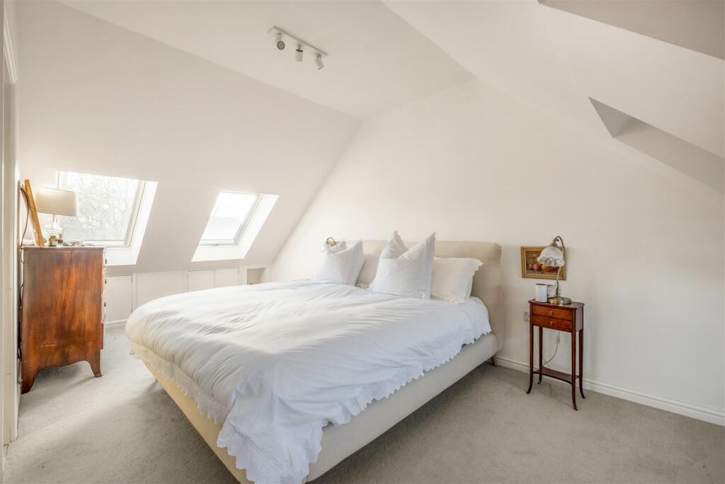 48 Braemore Road_17.jpg
