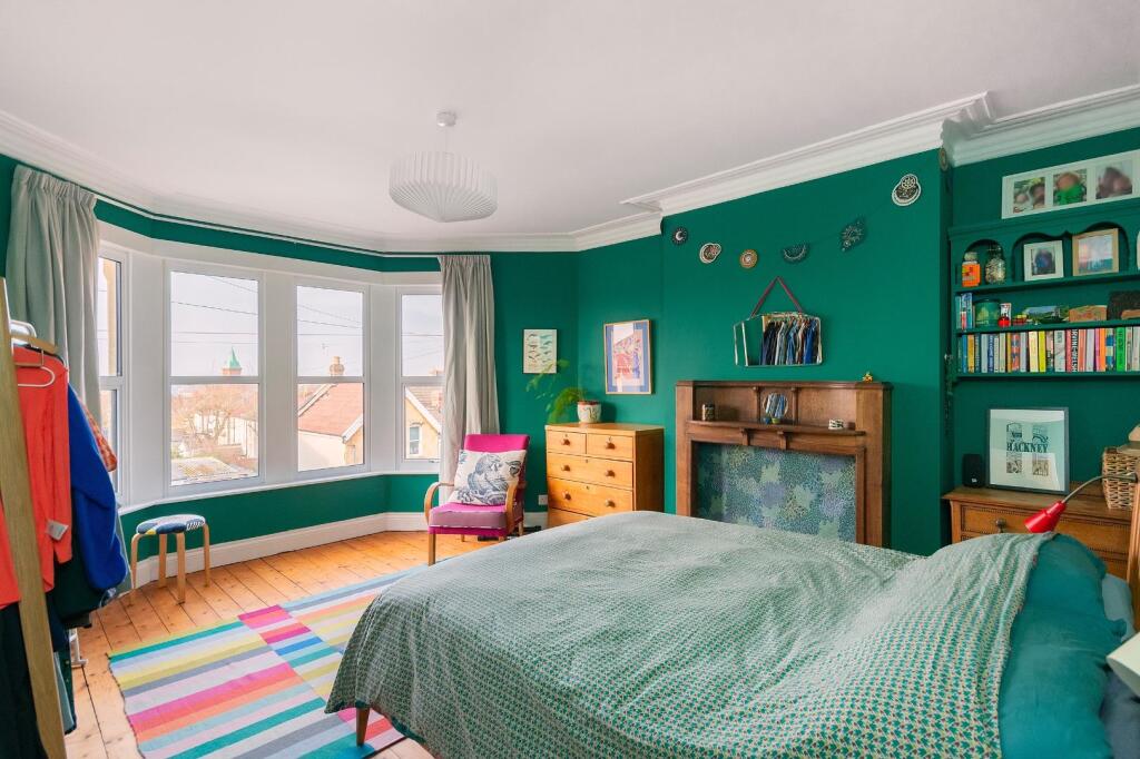 0R5RKE - Bedroom G.jpg