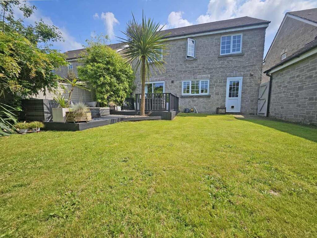 Aberdeen Avenue 100 Garden 5.jpg