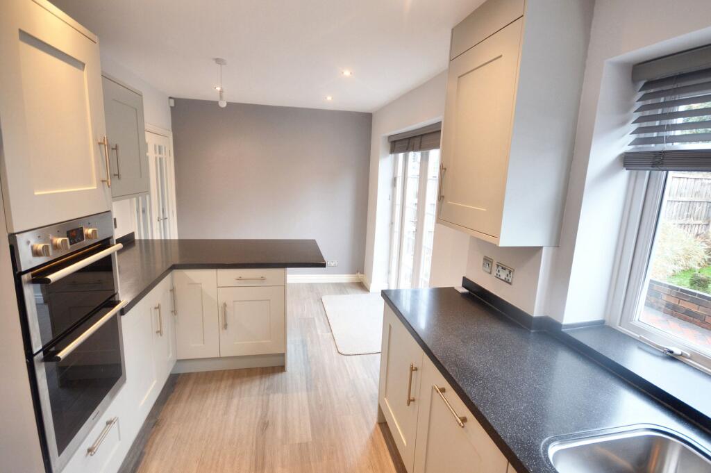 Lambourne Close, Manchester, M22