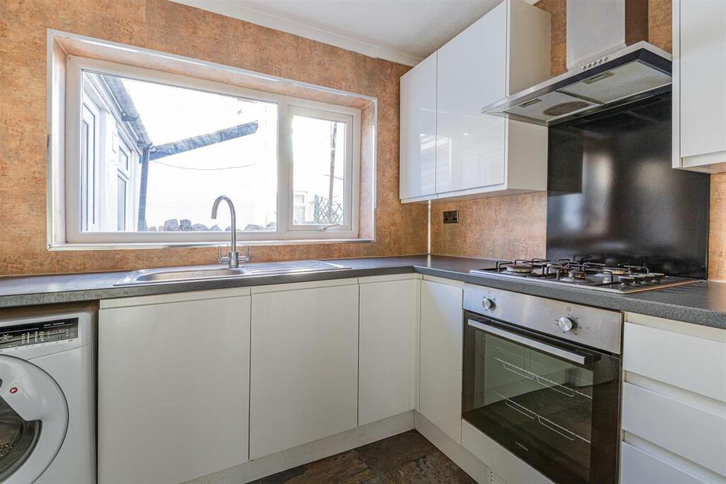 Asgog Street 14-6.jpg