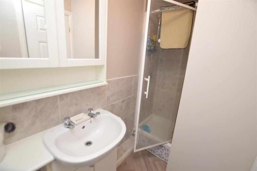 En-suite shower room