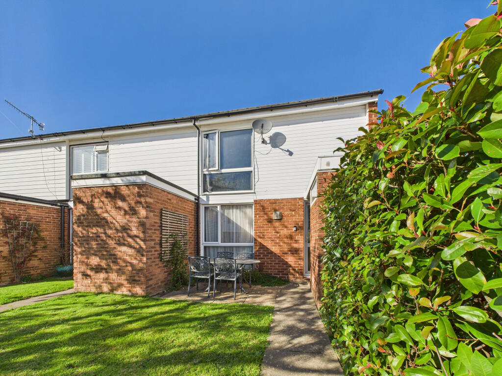 CAM02909G0-PR0494-STILL016