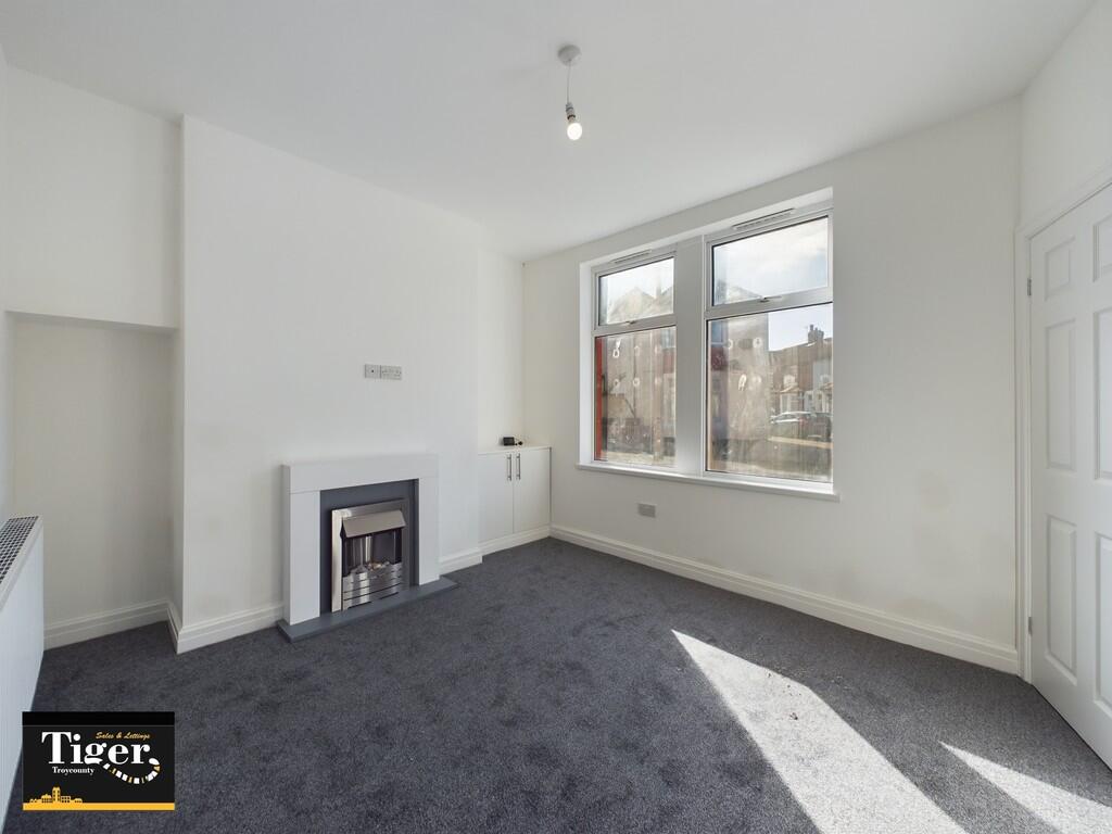 CAM03440G0-PR0027...