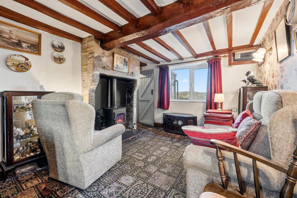 Sitting Room from front door.jpg