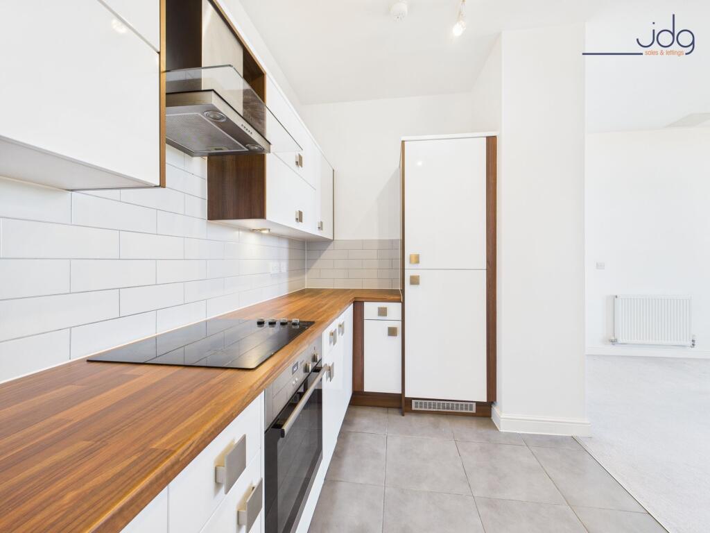 Modern Fitted Kitchen