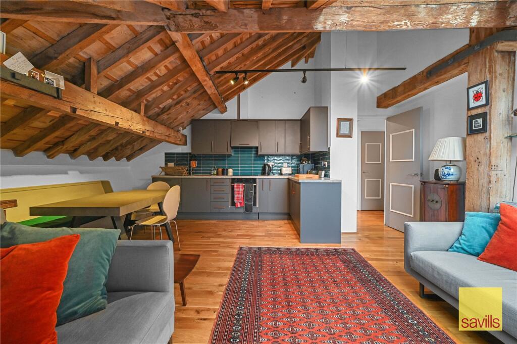 Reception/Kitchen