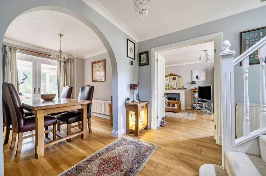 1330221-15-6883b6...