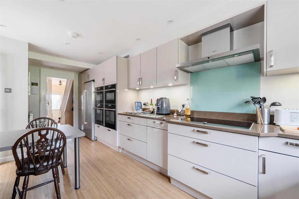 Kitchen / Breakfast Room