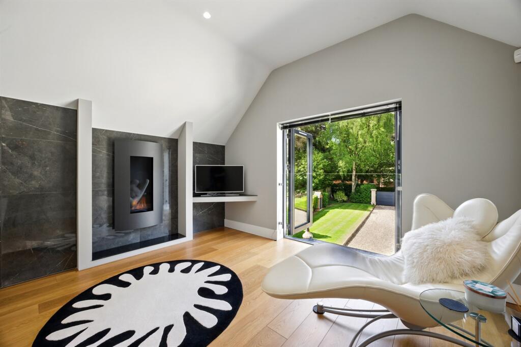 Master Bedroom Suite