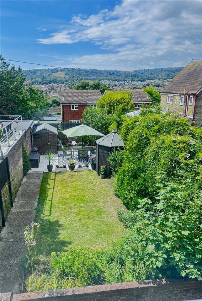 Rear Garden willingdon.jpg
